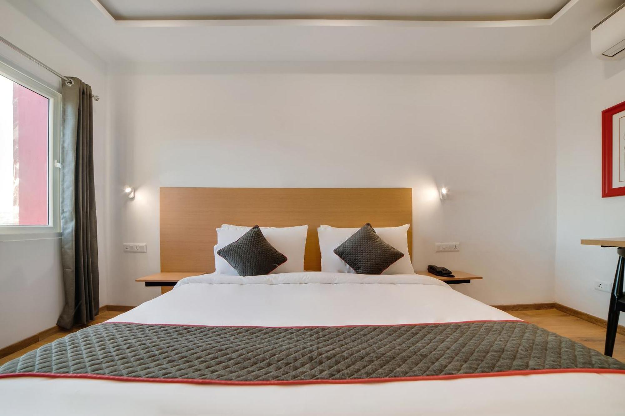 Hotel Townhouse Ss Aero Prime à Shamshabad Extérieur photo