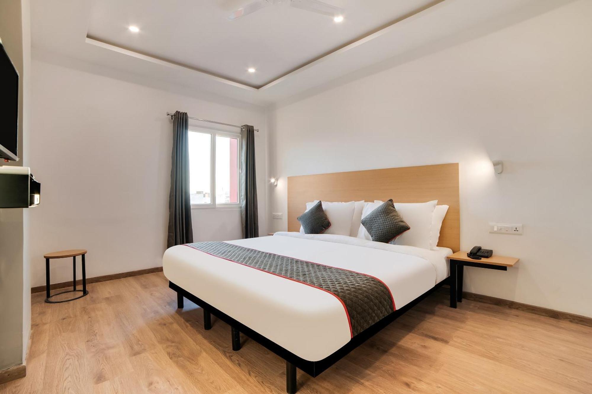 Hotel Townhouse Ss Aero Prime à Shamshabad Extérieur photo