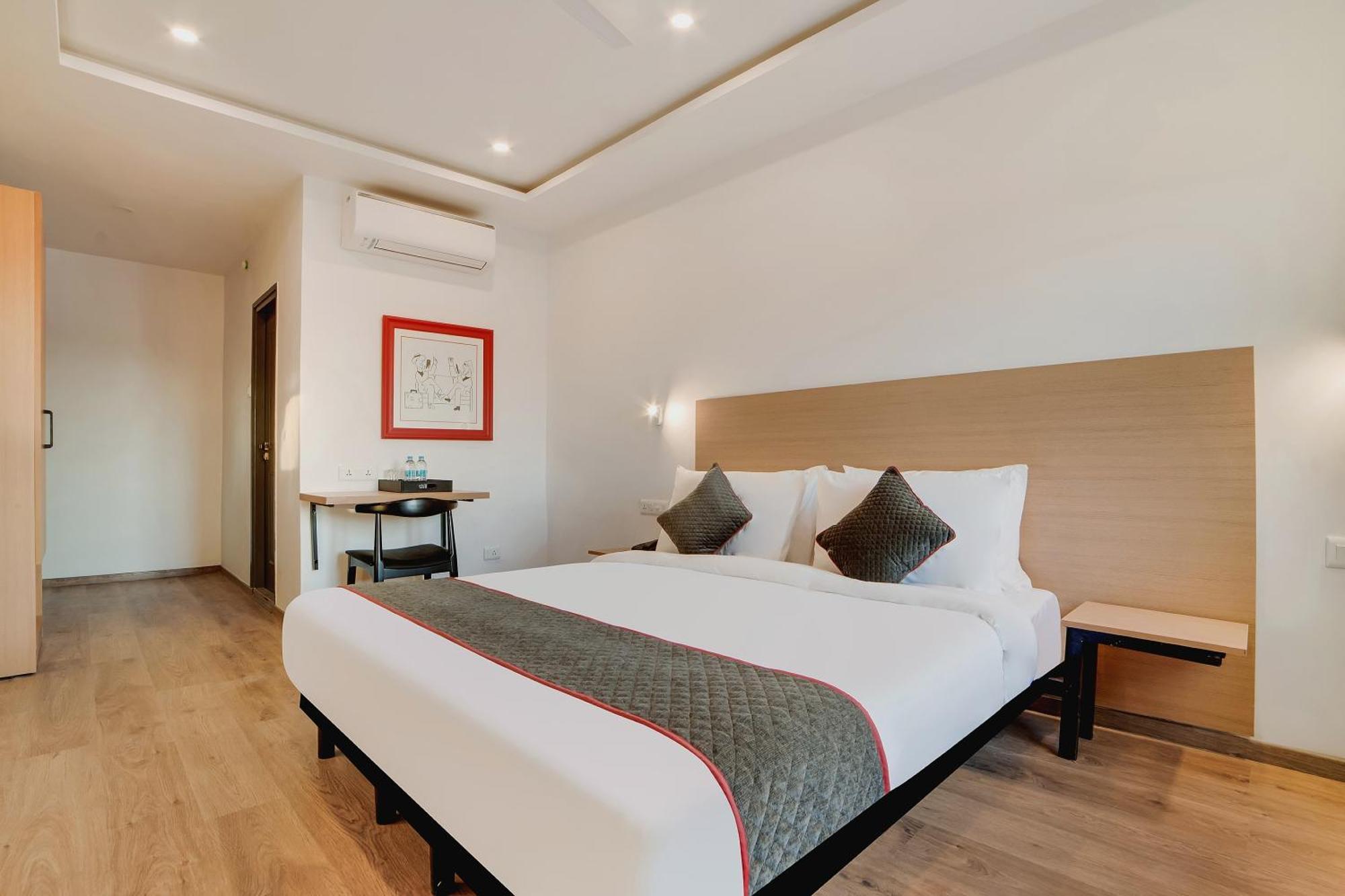Hotel Townhouse Ss Aero Prime à Shamshabad Extérieur photo